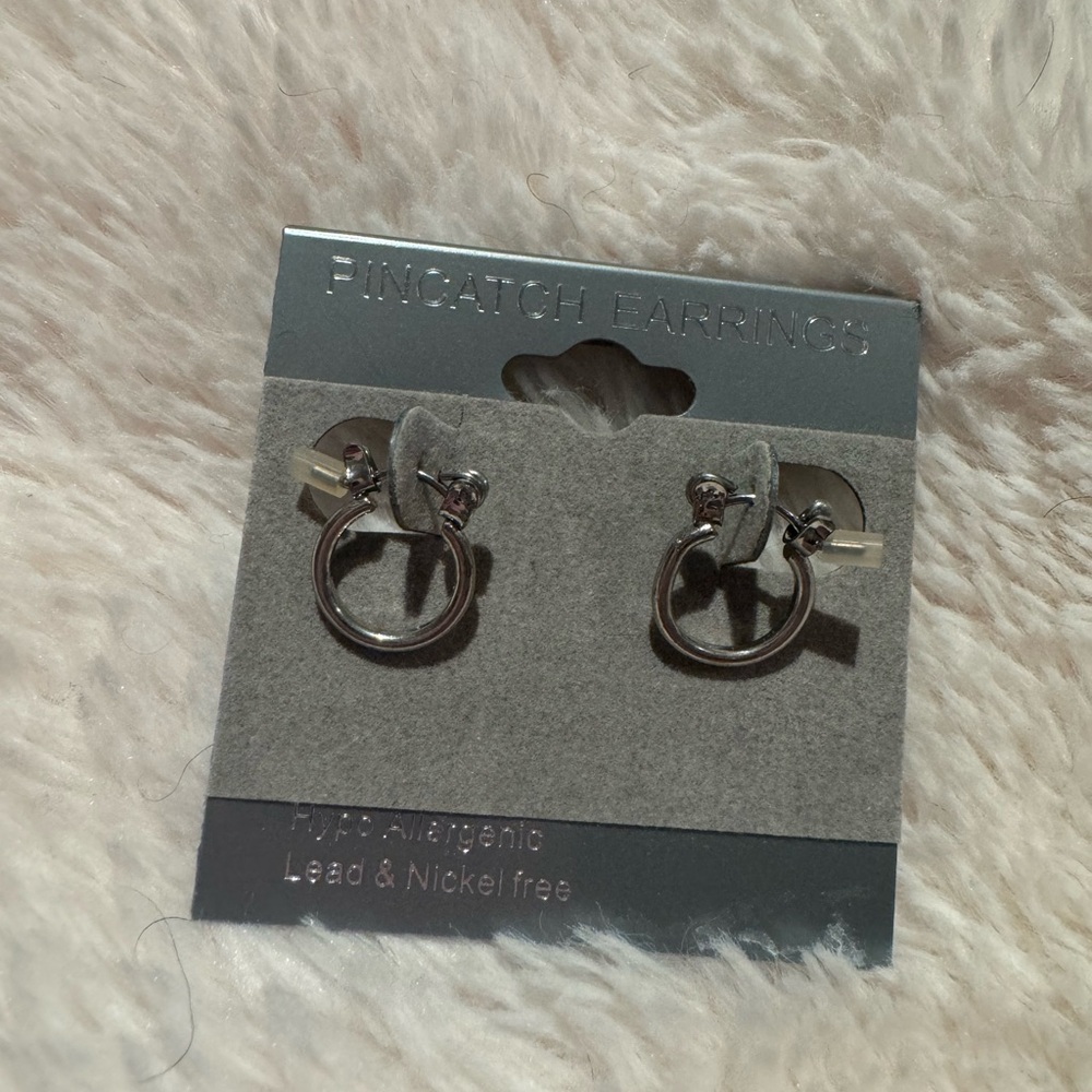 NEW Small Silver hoop Earrings